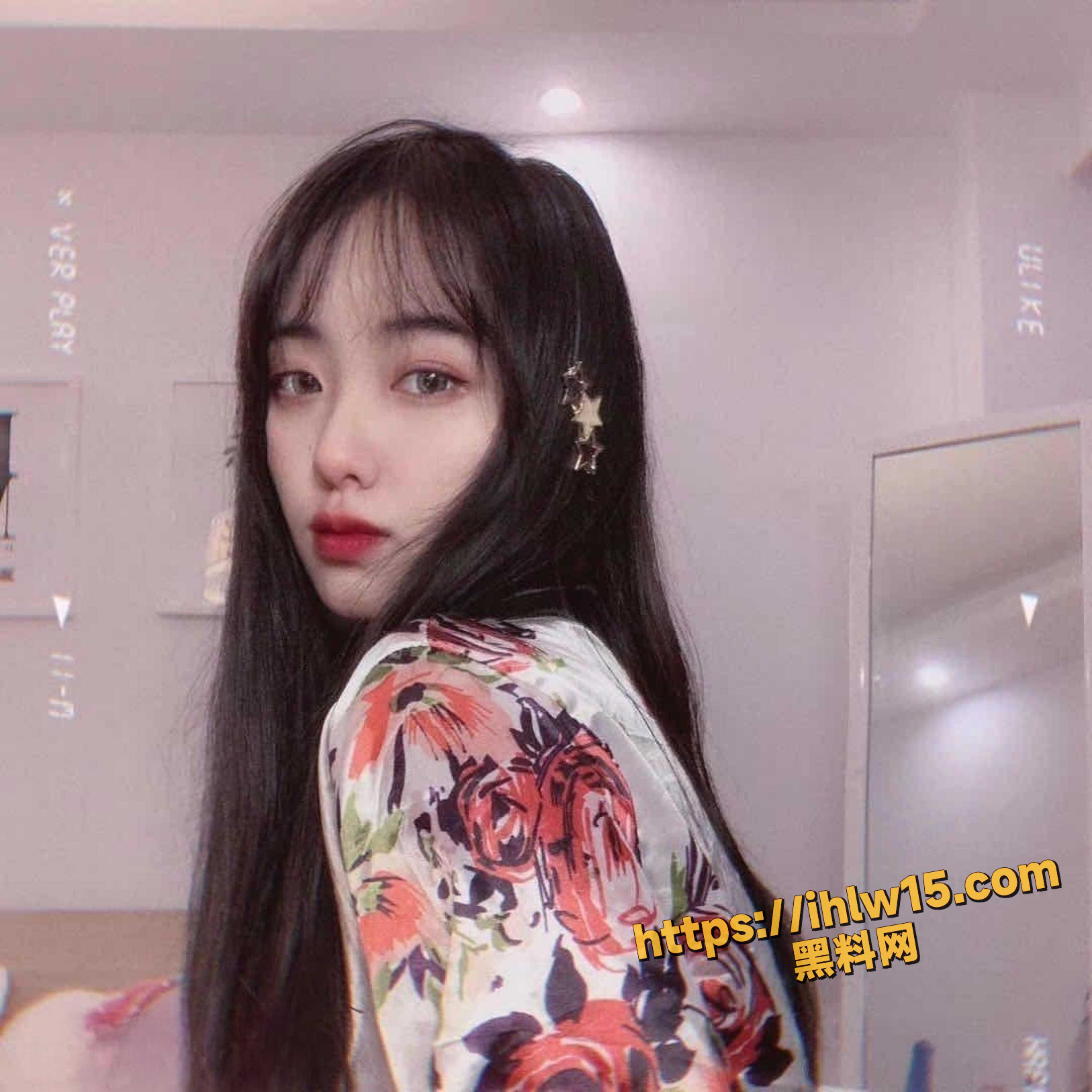 泄密自拍 长春李小姐您是真爽还是假爽 都这么短的鸡吧了 居然能口是心非说好爽！