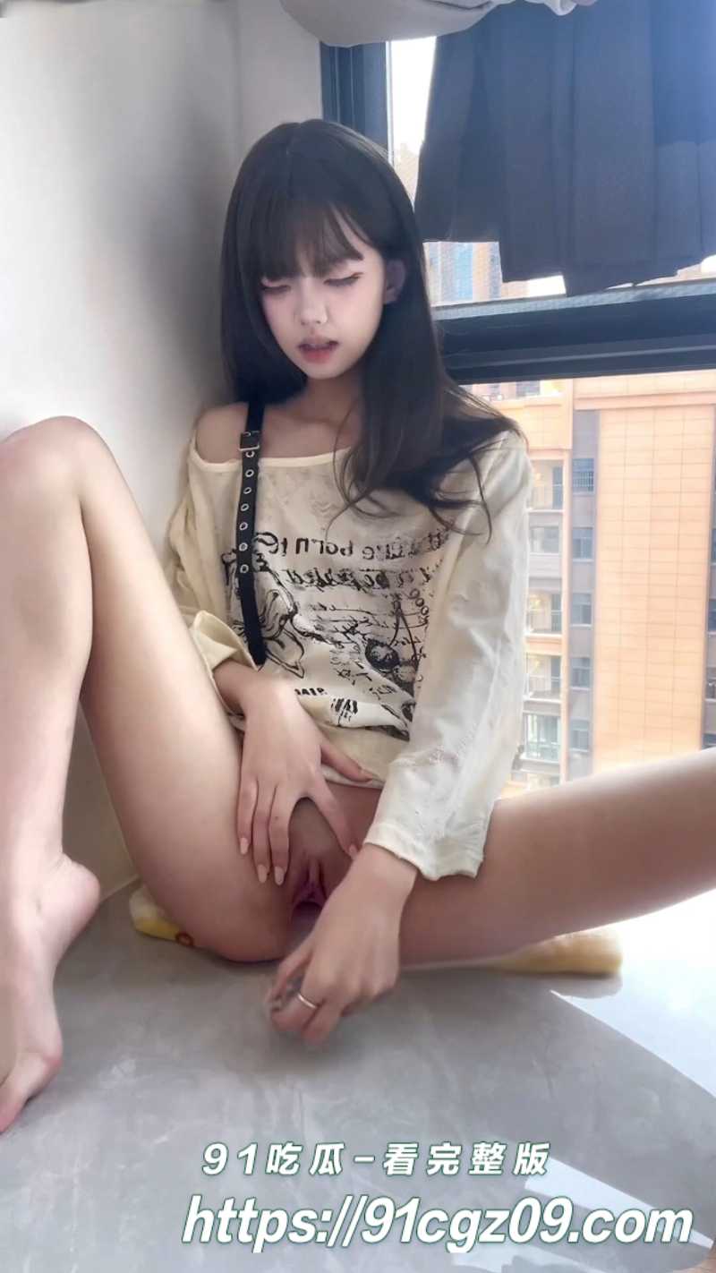 推特新晋超嫩萝莉网页素材3素材水印版 推特新晋超嫩萝莉网页素材3素材水印版