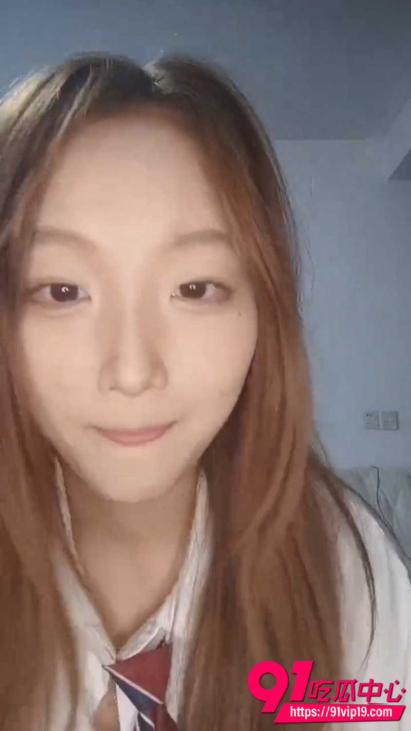 花臂精神小妹下海直播 5 花臂精神小妹下海直播 5