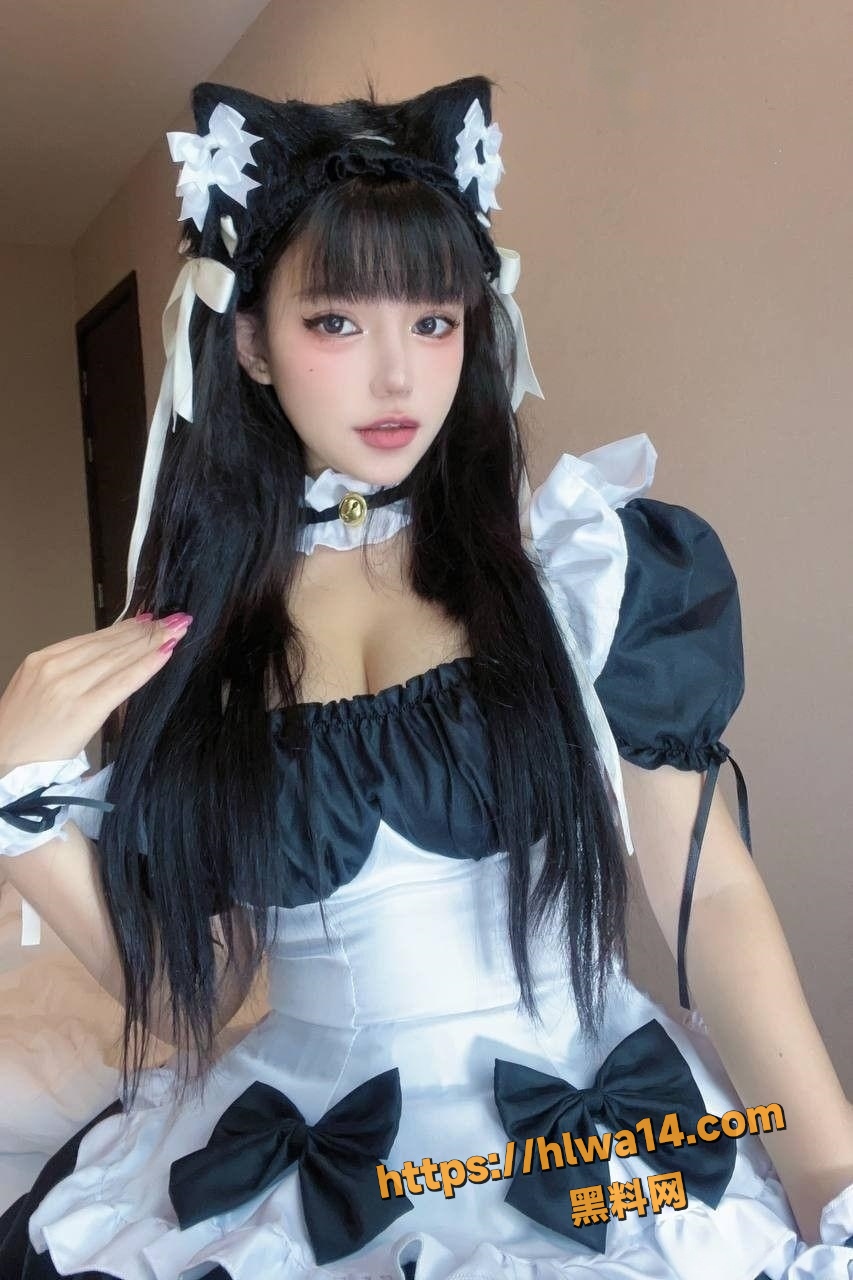 高颜值福利姬反差婊 欲梦 黑丝情趣诱惑 Cos兔女郎幻龙假屌自慰 她揉穴自慰画面能让你撸到肾虚！