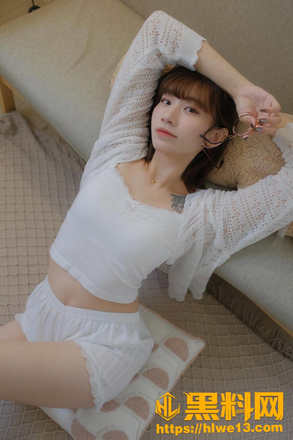 推特约炮大神约到 纹身齐刘海巨乳少妇 后入爆操表情非常骚