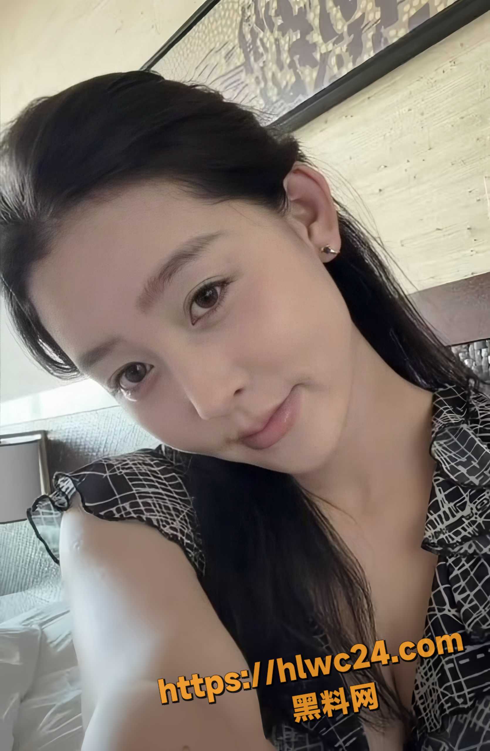 甘肃高颜值御姐 张惠娟 婚内出轨与炮友激情啪啪 被老公怒曝不雅视频