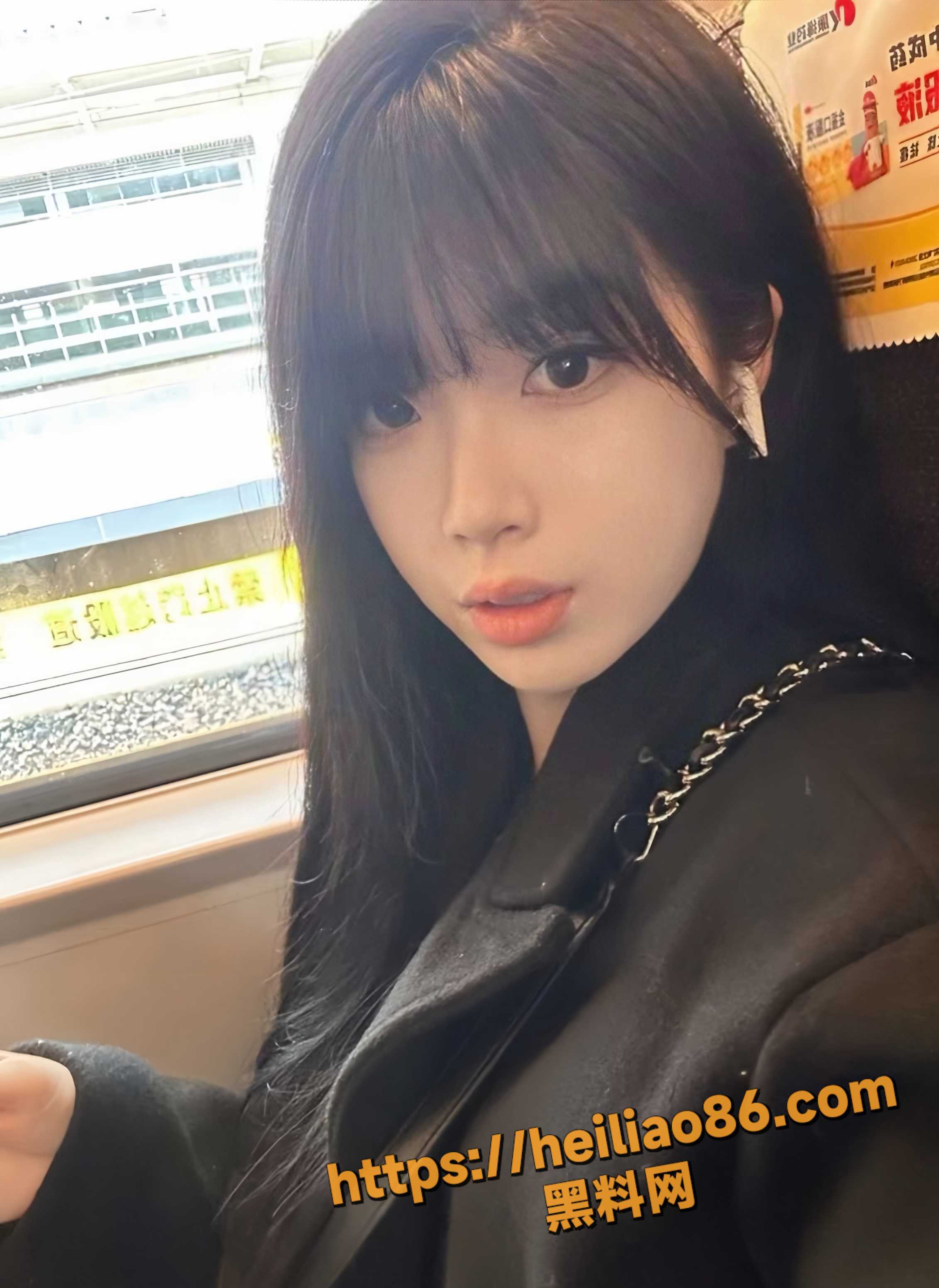 极品女大学生 周心怡 自拍性爱惨遭曝光 被各种调教后狠狠暴操