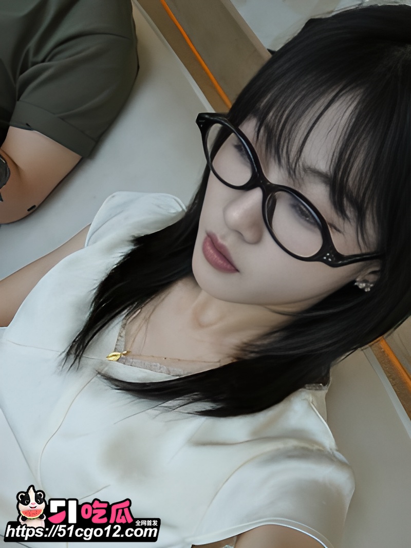 韩国女星金兌姸三级片谎言1999高能片段 4 韩国女星金兌姸三级片谎言1999高能片段 4