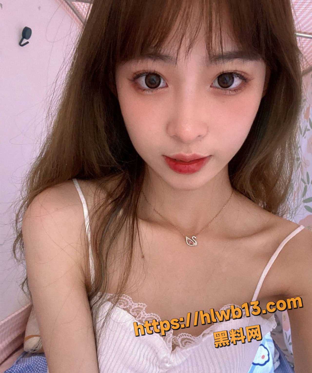 儿媳的逼 天天和儿媳做爱 把儿媳滋润的越发诱人了！ 配图