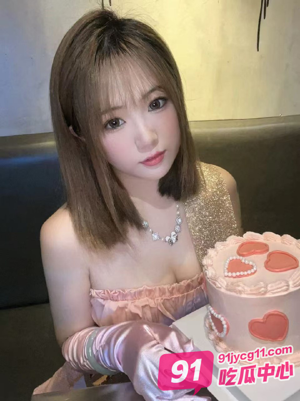 抖音网红华华华酱主动当小三 被暴露居然是因为蔚来车？ 配图2