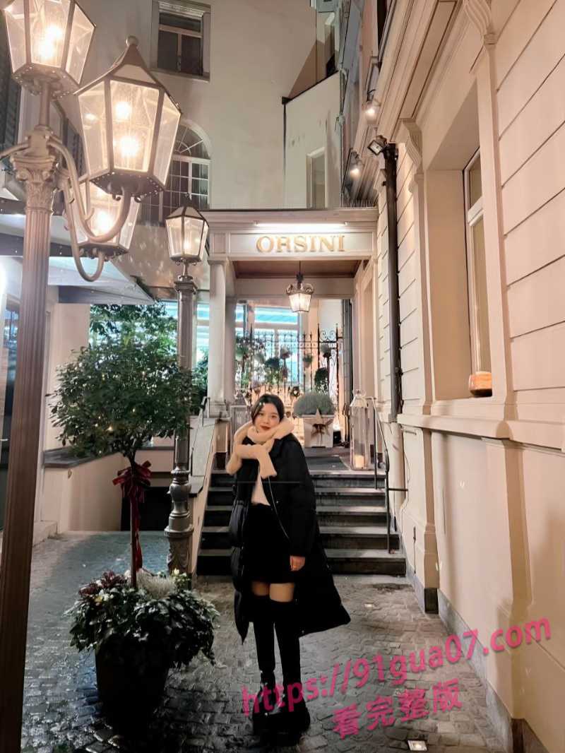知性博士李敏私下反差惊艳 实拍画面火辣撩人 配图6