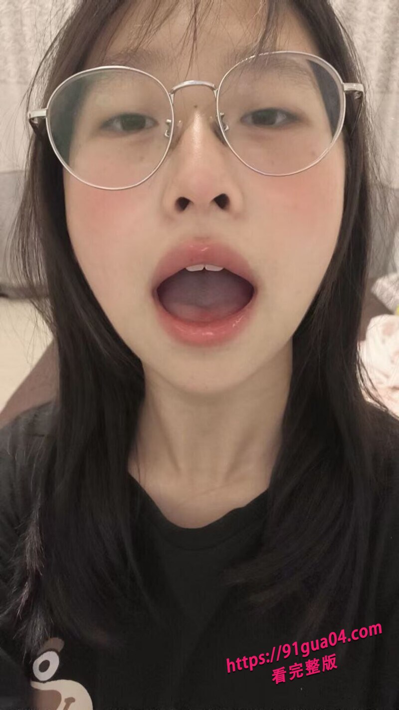 姐弟房间激情性爱03 姐弟房间激情性爱03
