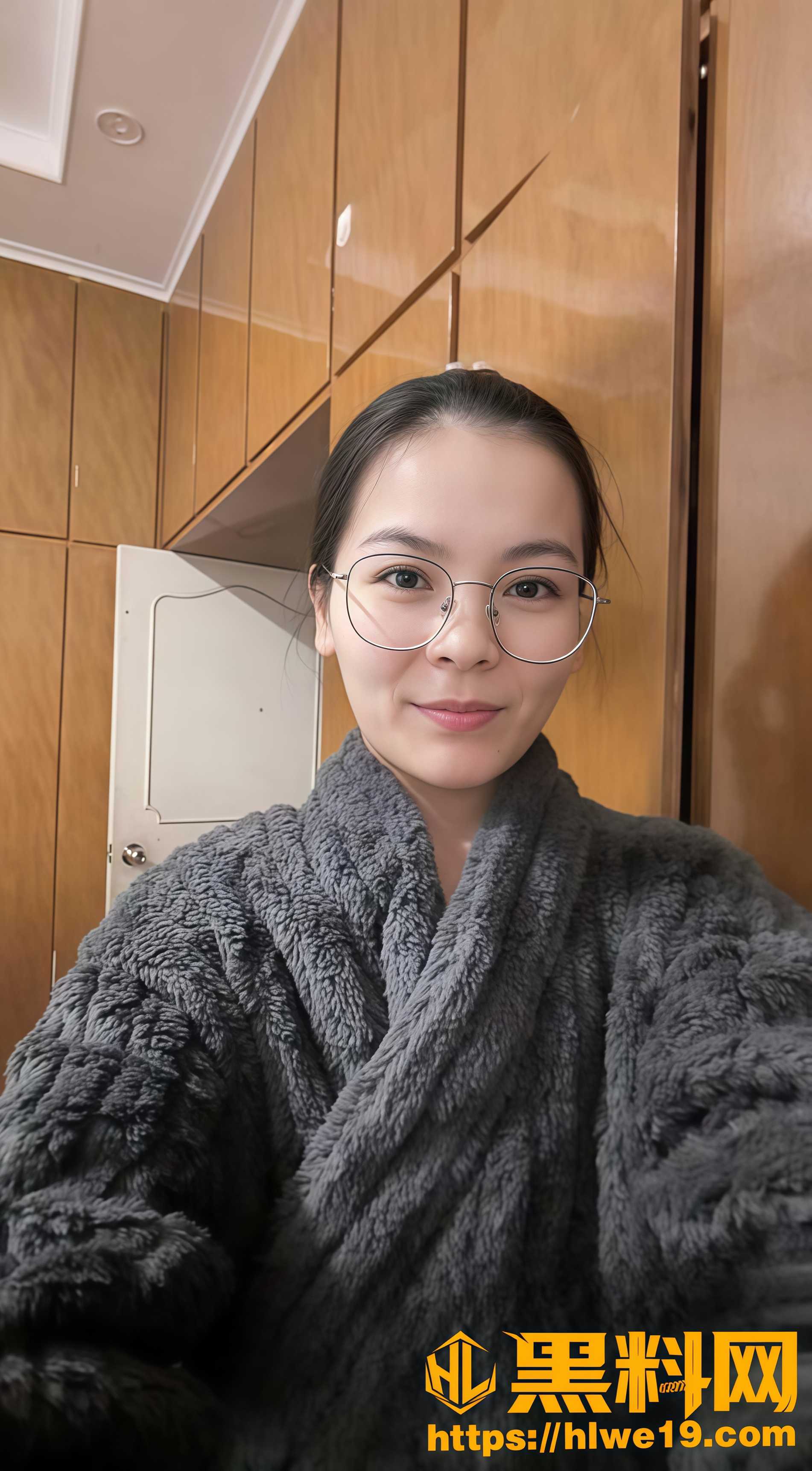 四川南充西华师范大学新闻系 赵蕊 校外被家长链条调教到腿软高潮日记