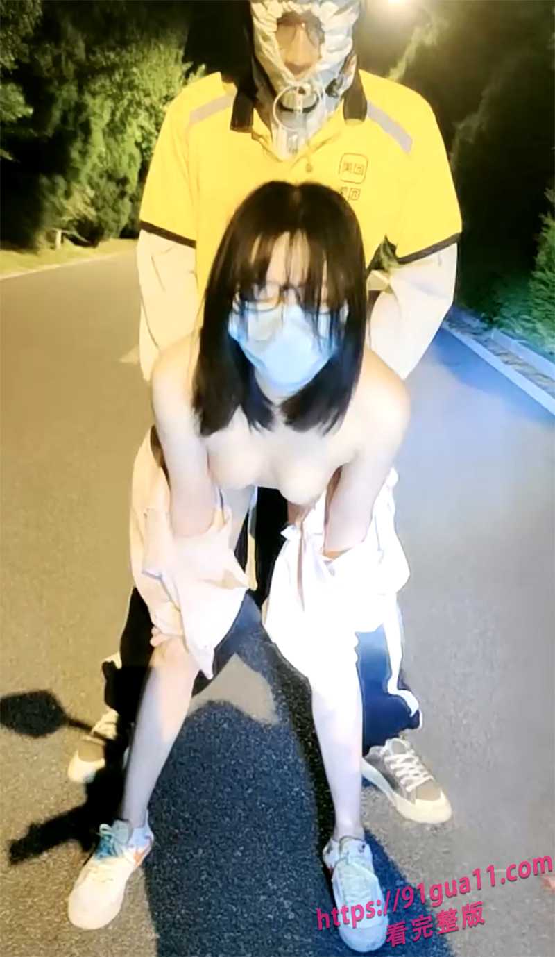 12户外勾引外卖小哥 2