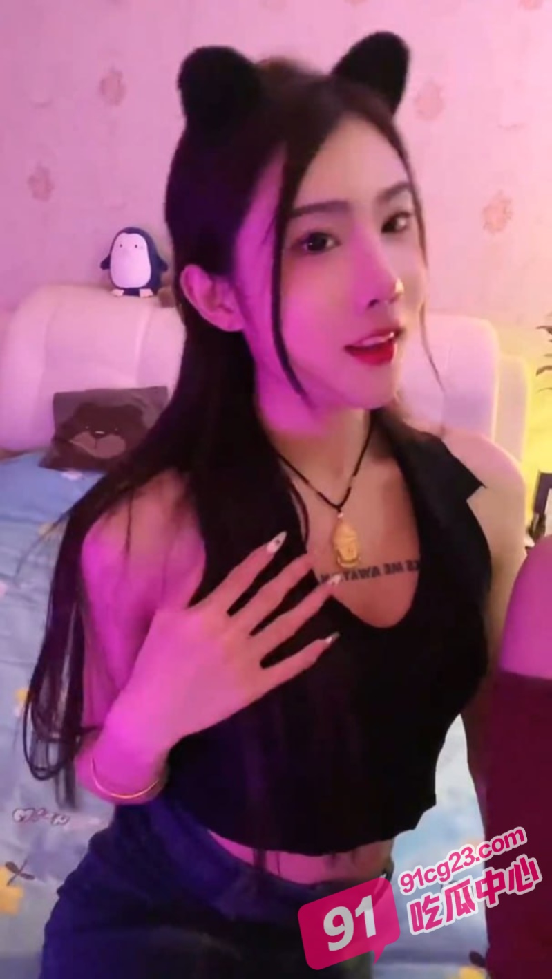 高能预警！比女人还妩媚的济南TS小熙 滥交性爱视频大曝光！床技之娴熟令女人汗颜！ 配图7