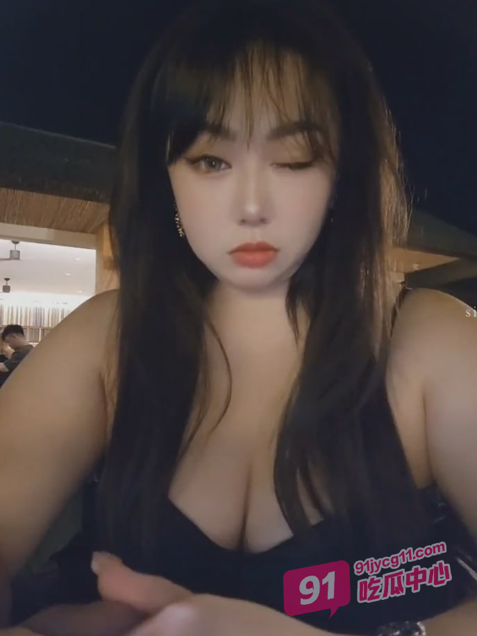 BBW坦克川渝女教师泄密 棍棒直击深处爽的臀浪四起！ 配图2