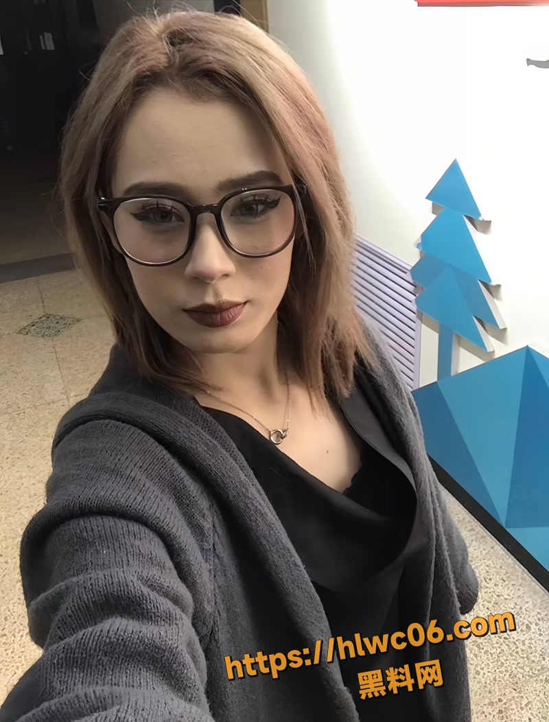 独家爆料 新疆妹子 阿依谷然丽 裸聊录屏曝光 全程开视频指挥服从性拉满