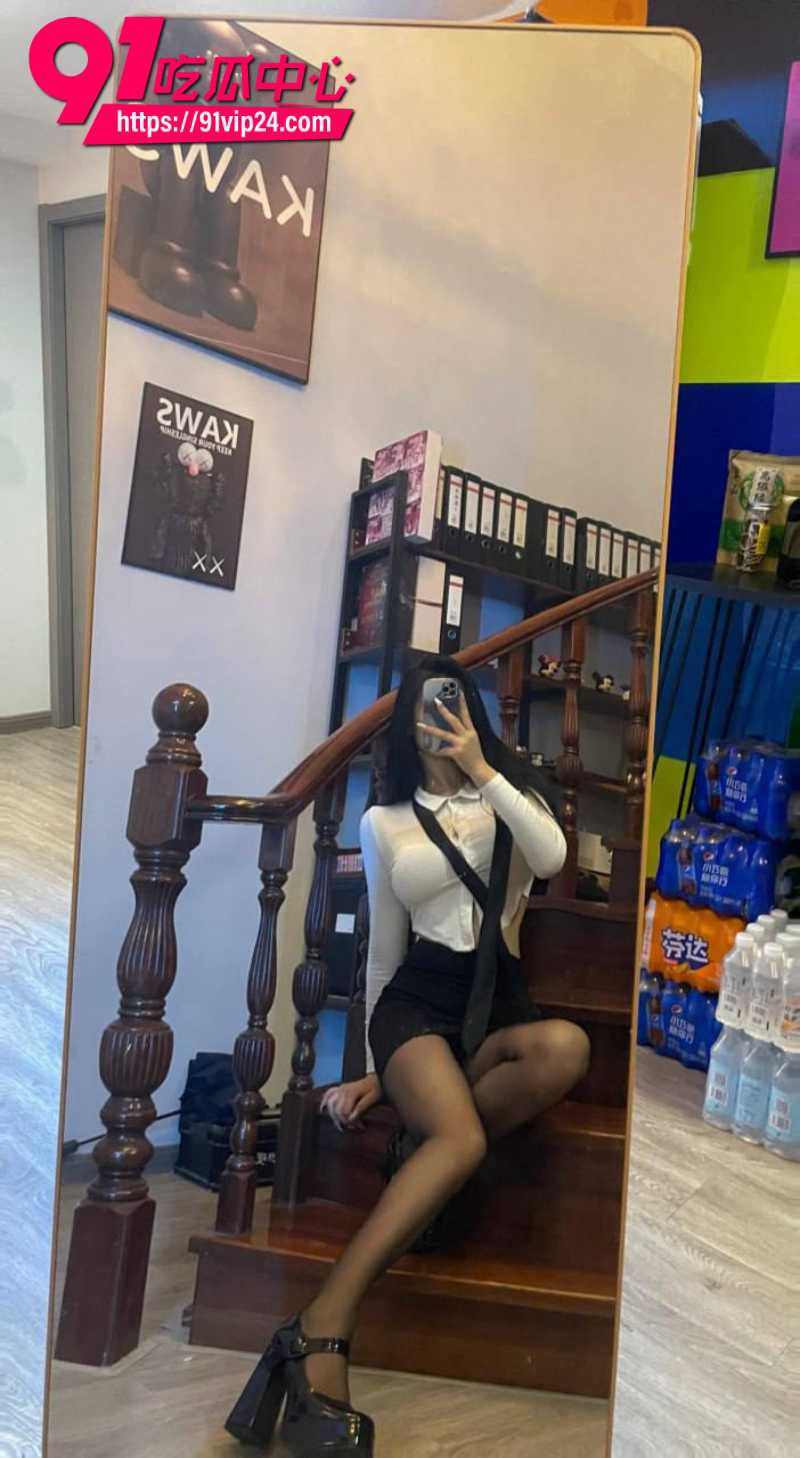 大连理工高颜值大三女生吴婷芳私密影像意外外泄1
