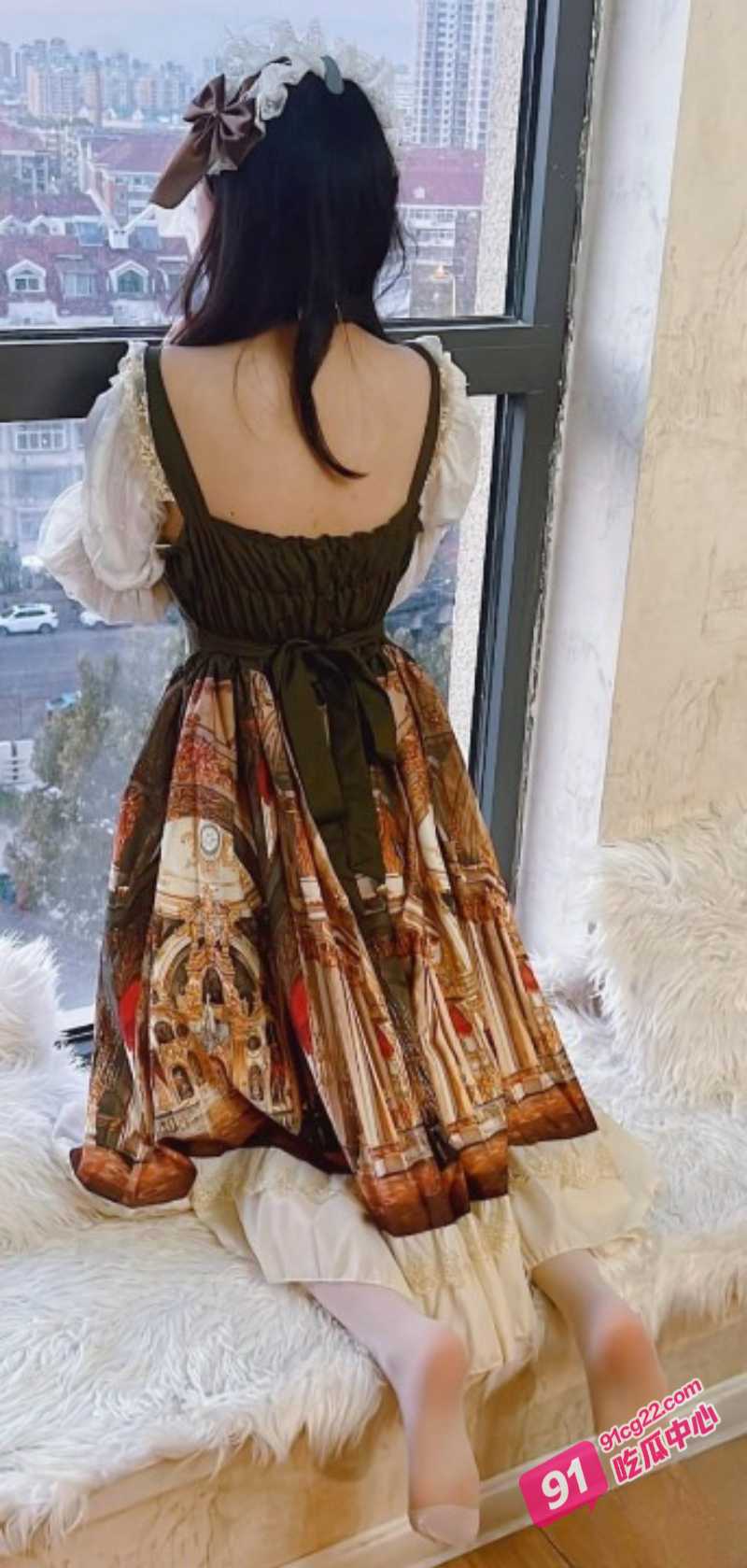 兄妹乱伦之妹妹的洛丽塔诱惑 暴力抽插粉红制服妹妹的粉穴！ 配图4