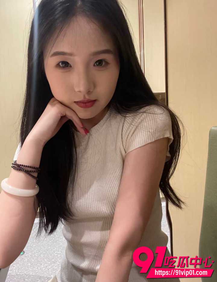 深圳大二体育女生约大一男生做爱2 深圳大二体育女生约大一男生做爱2
