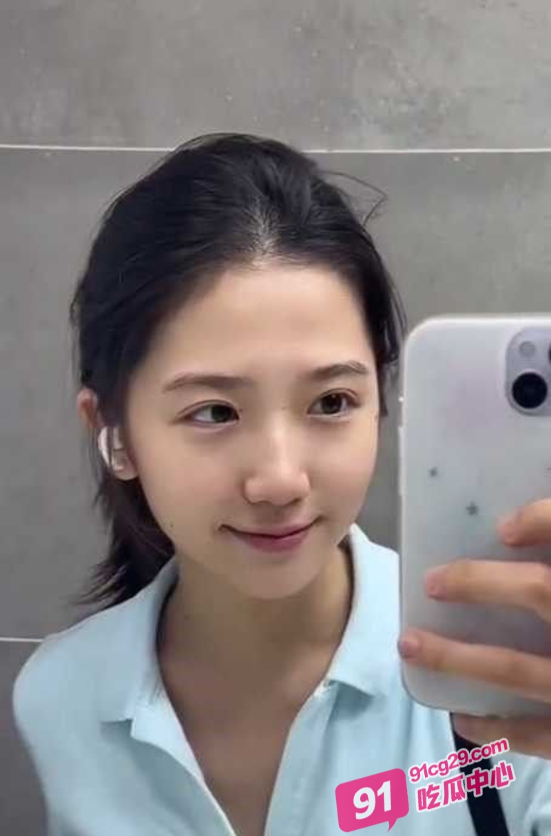 江财经大学校花 李书妍 人美逼遭罪 再美也没用 被渣男插腻了照样曝光！ 配图5
