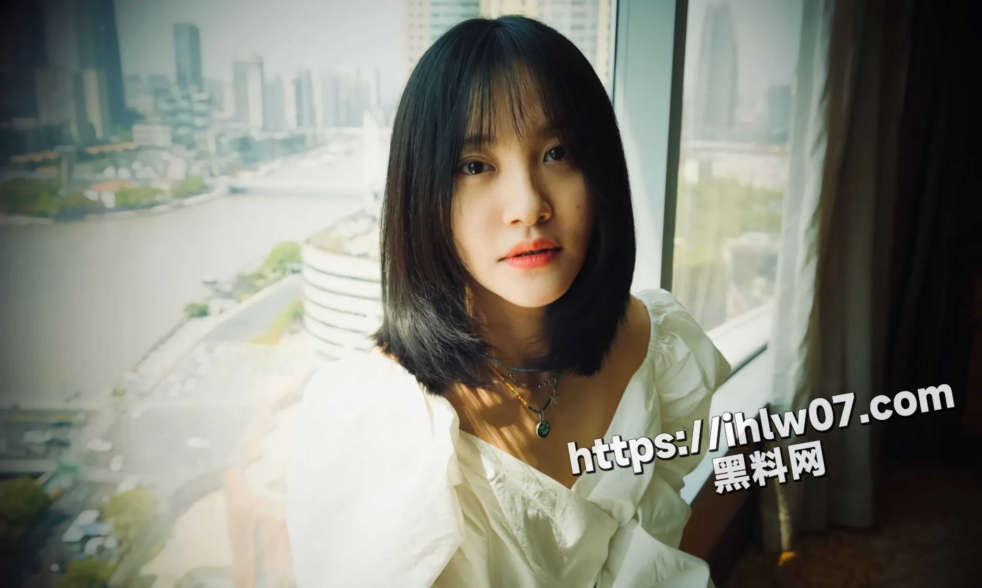 【为艺术献身女明星】童年性感女神女子拆弹小队柳如烟扮演者 周楚濋影视作品中露点！