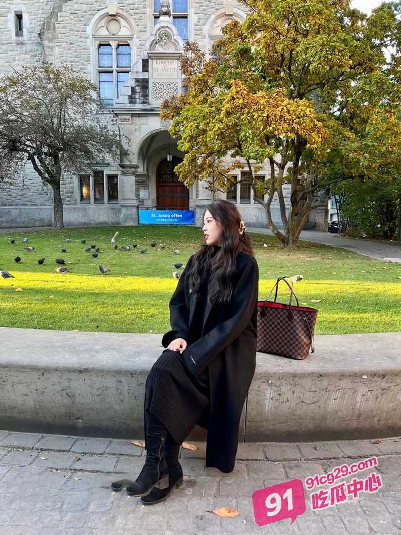 街头搭讪大师真实勾引上海复旦大学女博士 堪称口交技术天花板！ 配图2