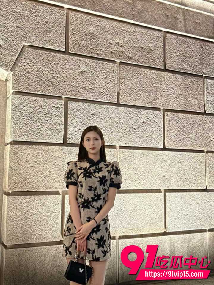 准新娘发请帖当晚睡群友4 准新娘发请帖当晚睡群友4