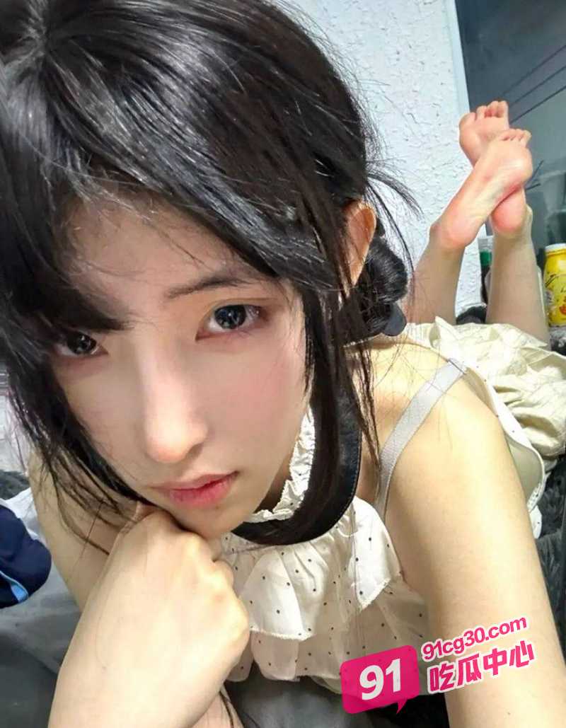 福建师范大学校花张美欣 被金主包养1v1定制福利视频流出！ 配图4