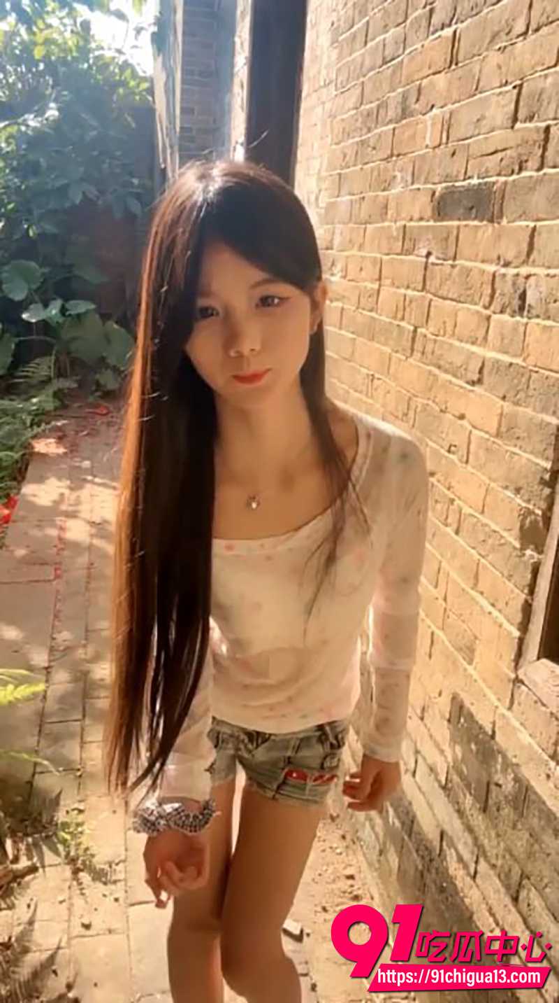 露出网红 水嫩宝宝 户外勾引大爷舔弄骚逼 叫声骚媚诱惑!