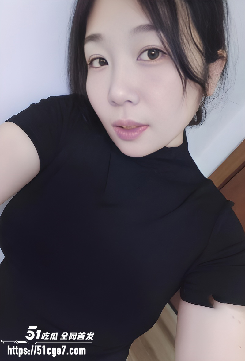 北京朝阳区来广营地区办事处牟维娜线上相亲发骚记录曝光3 北京朝阳区来广营地区办事处牟维娜线上相亲发骚记录曝光3