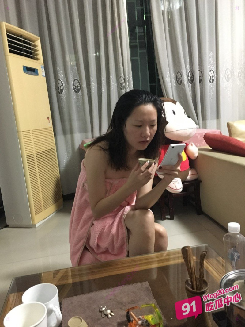 小护士梁柳月迷奸门 被男友下药送给单男玩3P 各种尺度视频流出！ 配图7
