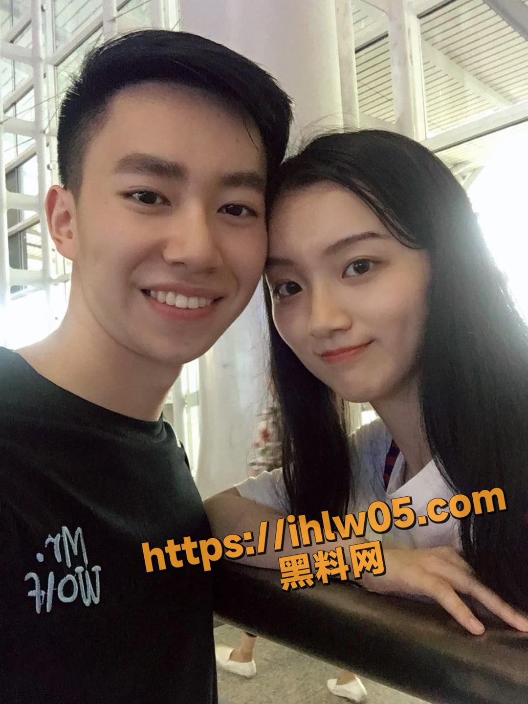 长沙反差婊 周亦薇 黑丝清纯小女友和男友酒店啪啪 分手后被分享泄密！