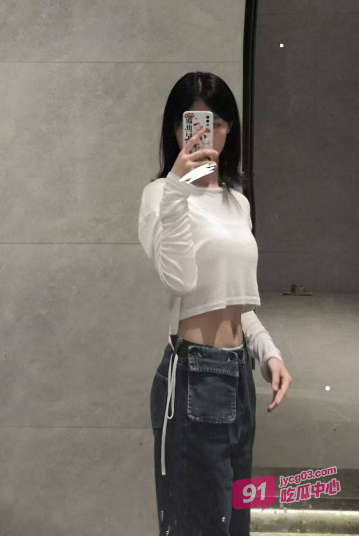 校园女神实录流出！广东某校孔雨朵人设崩坏 被操到浪叫画面太顶！