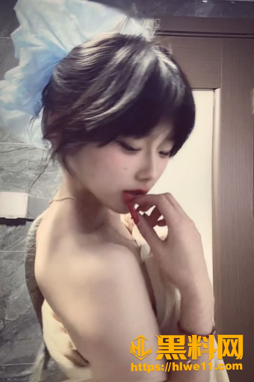 群友疯传女大素人原档合集 清纯模样被玩到喷水失禁 彻底坏掉