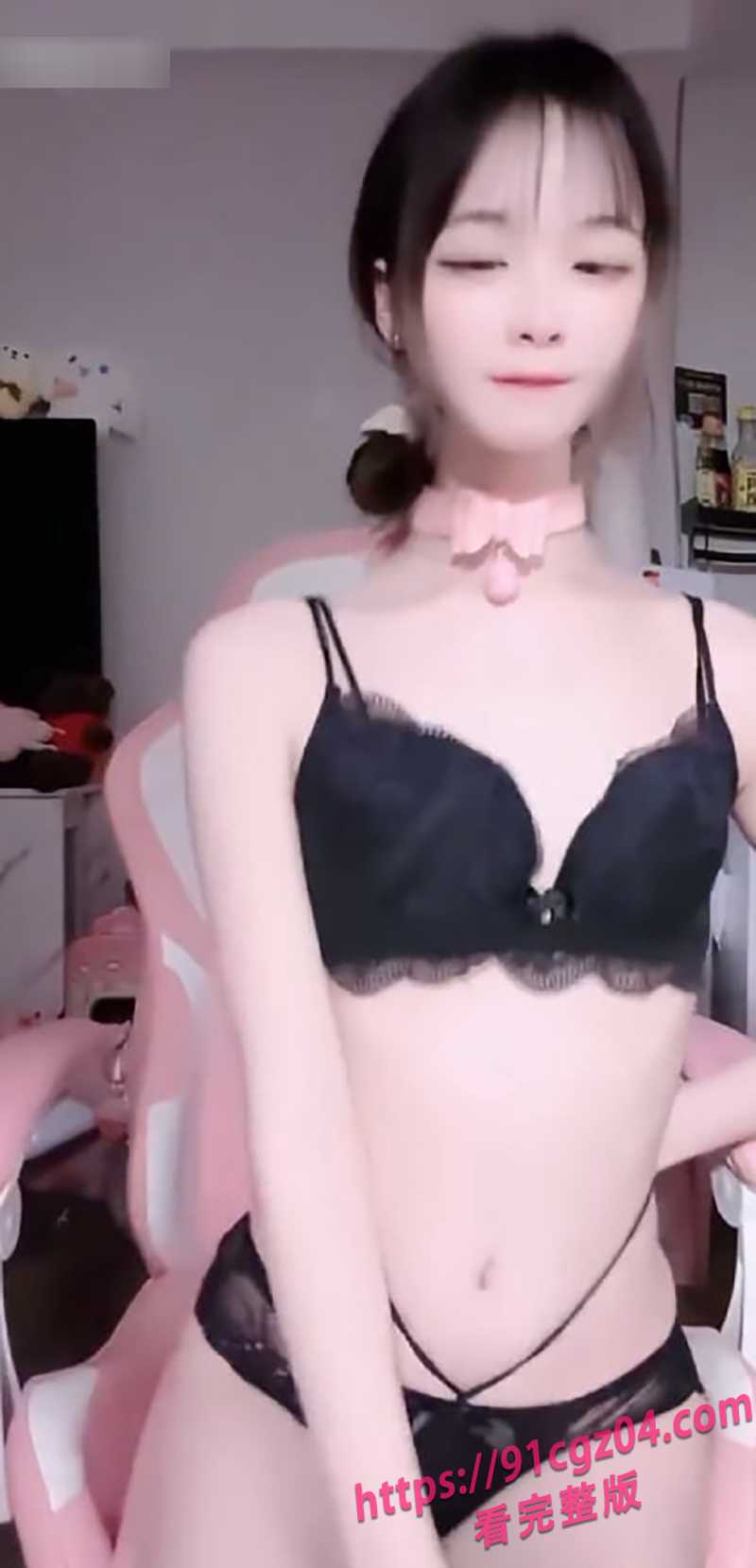 快手猫千千 裸舞自慰福利合集 白嫩酮体宛如蛋糕令人食指大动～