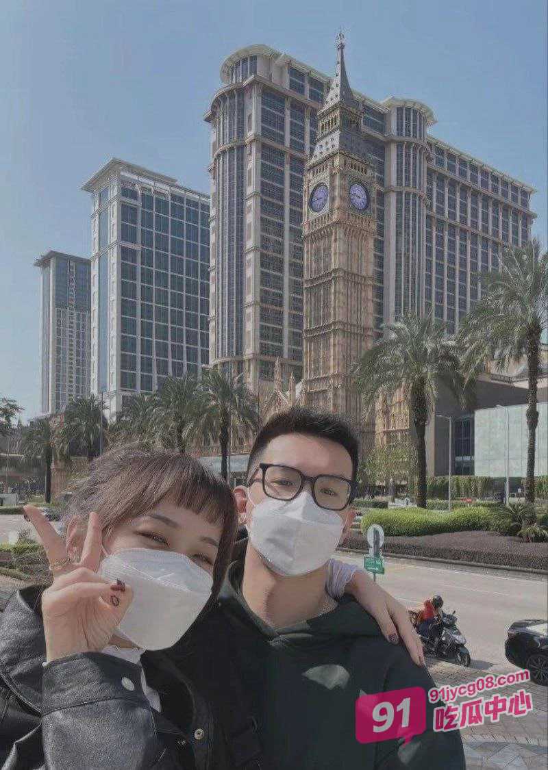 抖音网红吃不饱小翔 7分钟性爱视频流出“你奶子好大啊” 配图2