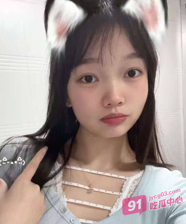 商丘某职校妹酒店约炮流出！孙姓女主被调教内射 下体红肿冒烟！ 配图2