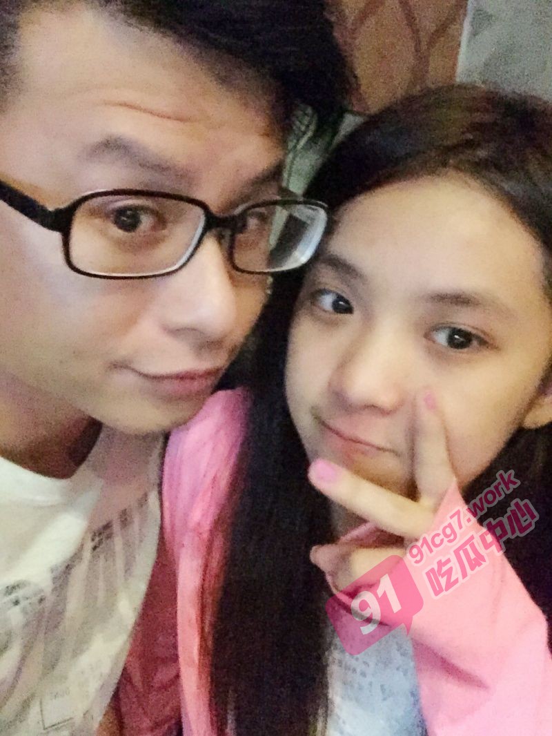 素人情侣泄密 渣男曝光做过模特的前女友极品眼镜婊花式吃鸡 床上非常的骚~