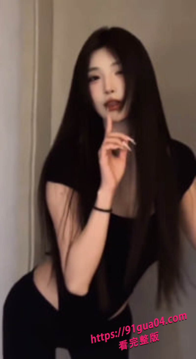 儿子偷袭熟睡母03 儿子偷袭熟睡母03