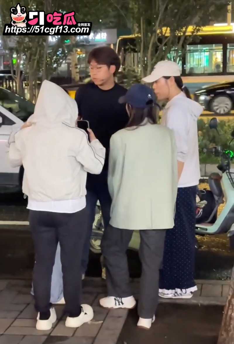 包头三角恋大瓜富婆深夜抓奸小白脸出轨6拷贝 包头三角恋大瓜富婆深夜抓奸小白脸出轨6拷贝