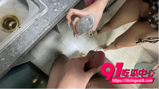 海角妈妈的丰乳肥臀原创视频10 海角妈妈的丰乳肥臀原创视频10