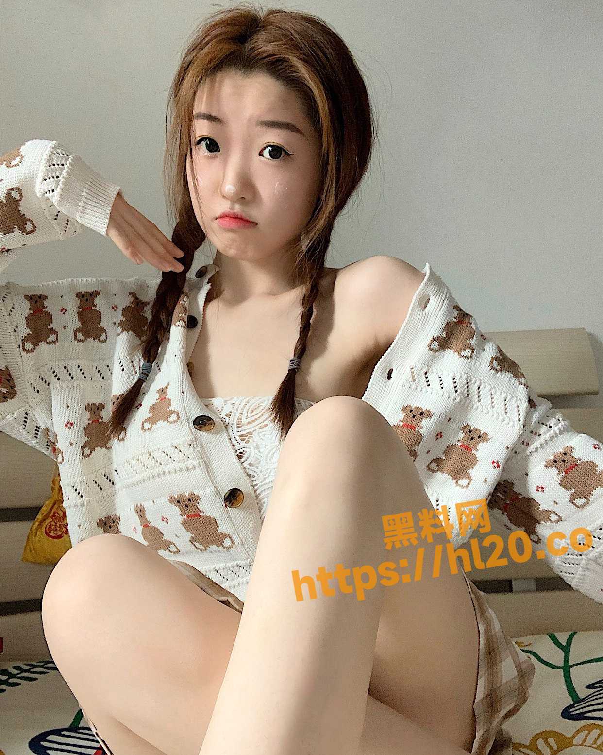 北京通州护士【沈彤】与男友做爱视频流出！还有给男友发的性感私密小视频！兄弟们有福了！