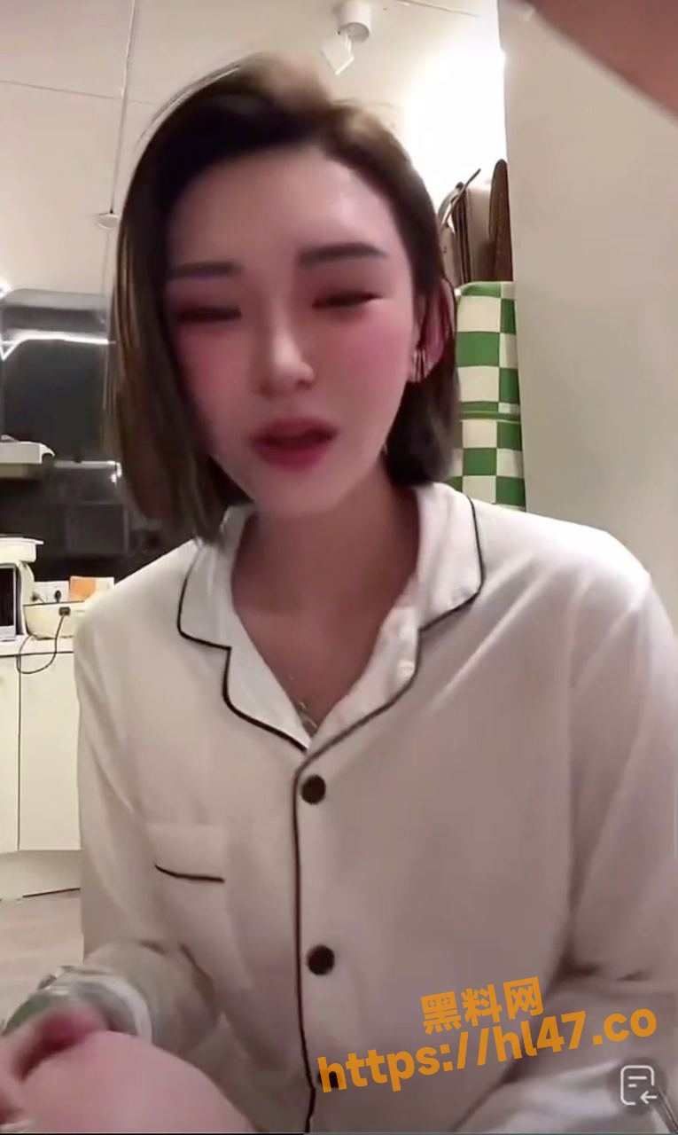 快手/抖音 各大女神闪现、露点等走光合集 都是擦边女主播个个都想一把捞出金！