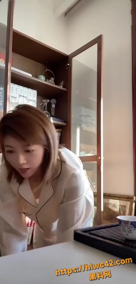 抖音快手美女主播 直播间意外走光录屏合集 春光乍现万分诱人