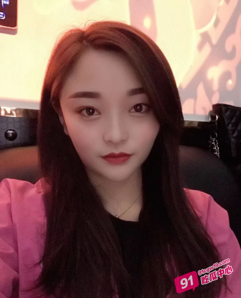 真实绿帽投稿自家老婆 自剪辑抖音风短片性爱视频 渴望得到羞辱 配图2