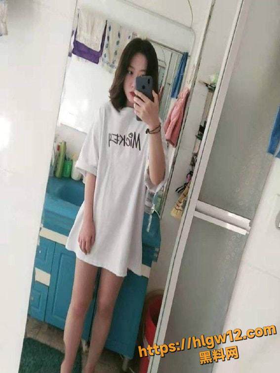 高颜值反差人妻表面活泼开朗私下竟是性欲玩具！出轨偷情全程高清记录，清纯人妻大变欲女