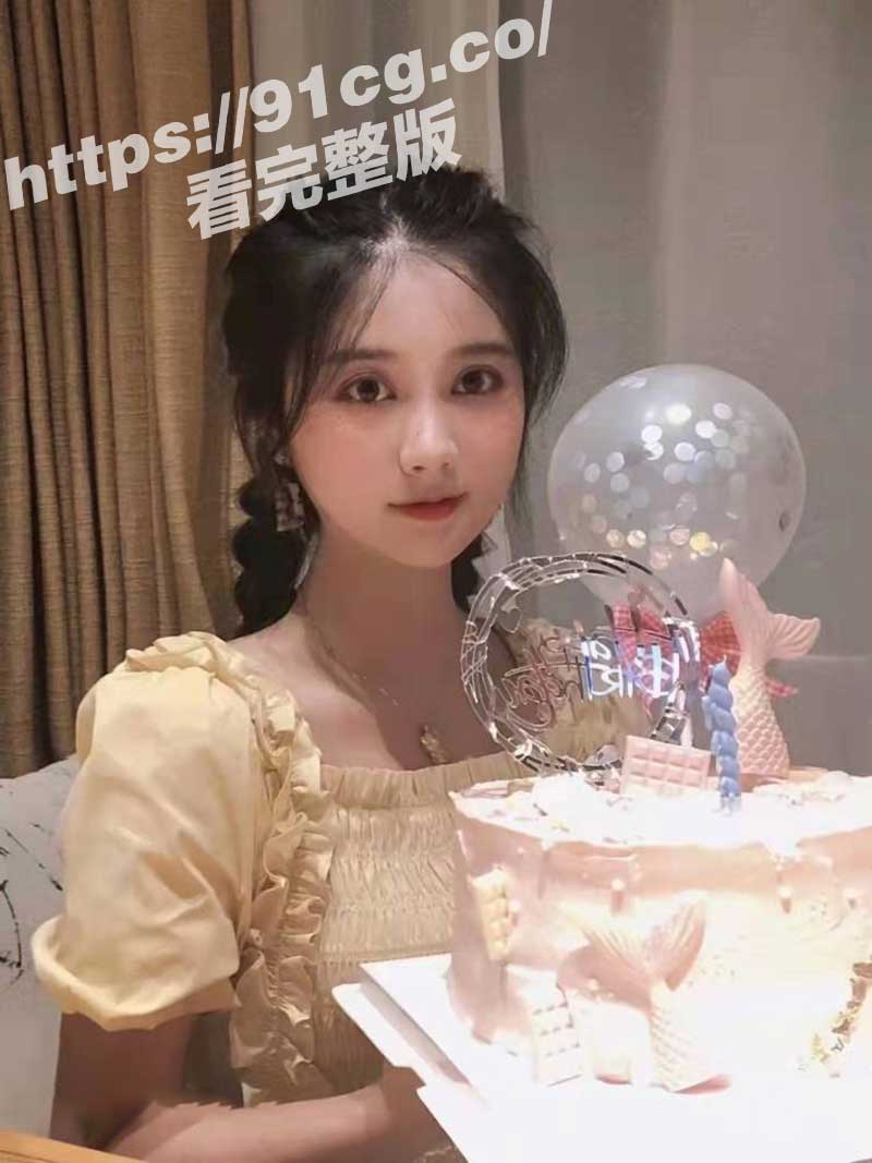 在女友闺蜜生日派对上偷情把最硬鸡巴当做惊喜礼物彻底征服湿润骚穴体验激情快感
