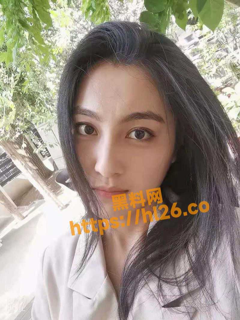 真实勾搭巨乳人妻真够刺激！有点 小叮当一家 姐姐长大以后的感觉！