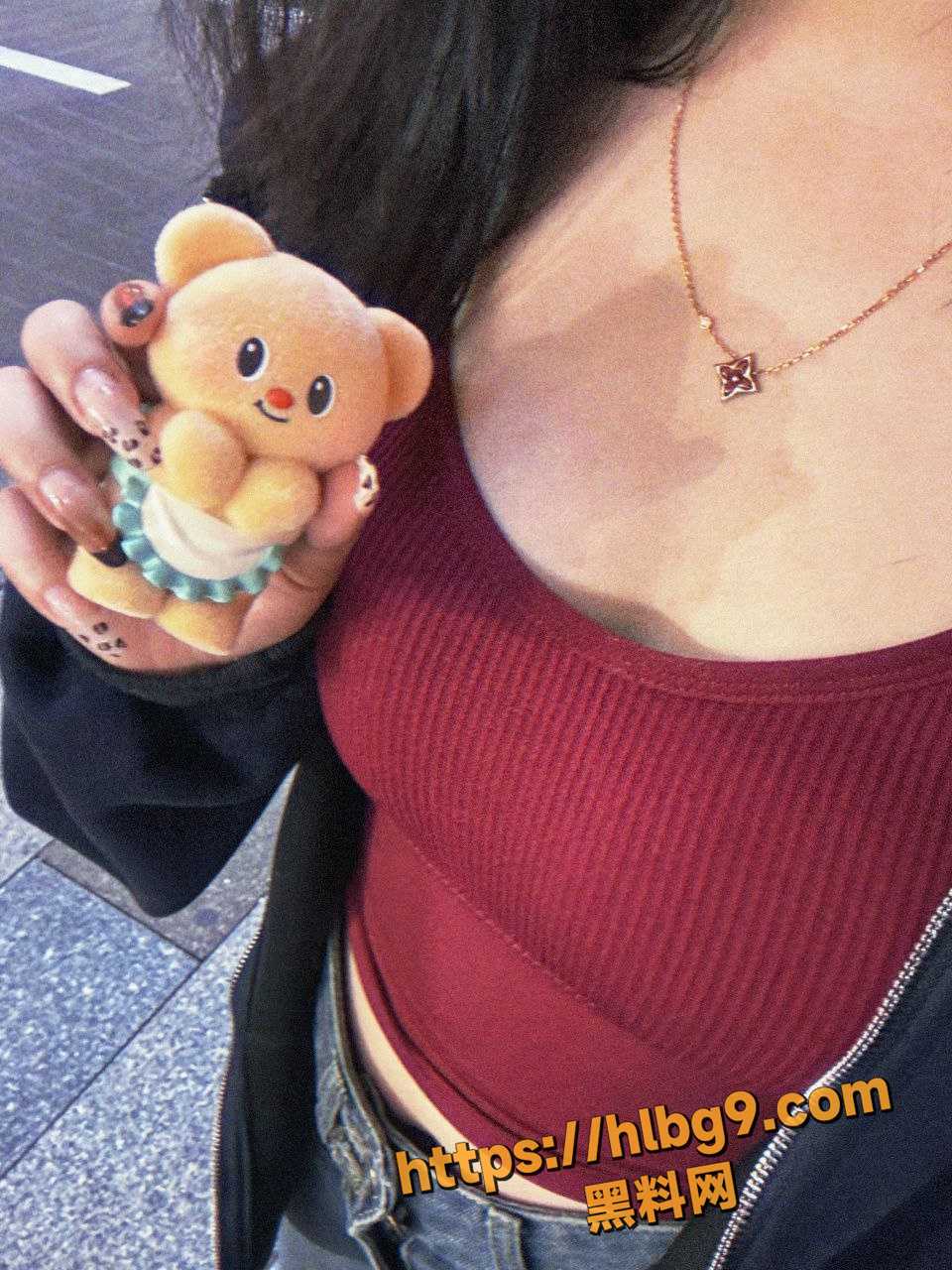 纯情女高居家乱伦实拍 亲爹的专属肉便器 开学之前不忘和爸爸录点回忆视频！