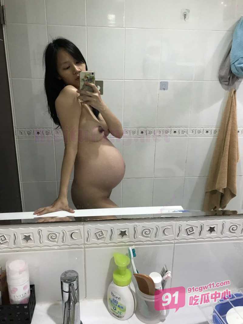 江西反差孕妇周宇琪 大肚子母狗马上要生 性欲高涨急迫和老公打炮 被干完能立马来好运吗？ 配图4