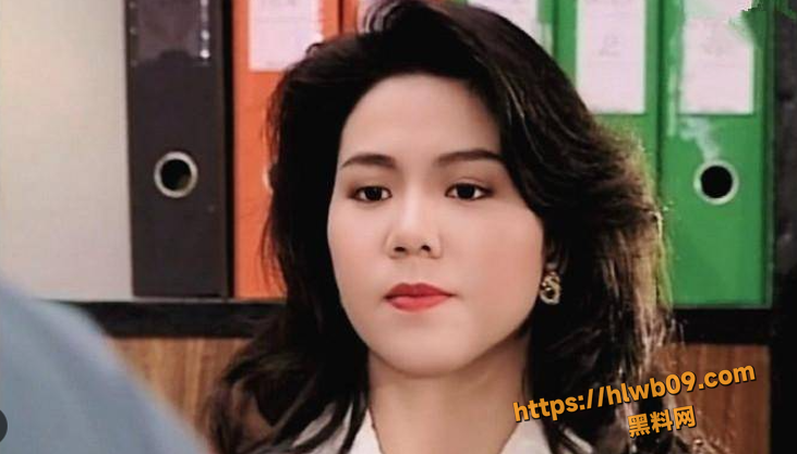 用户求瓜 香港三级片 冷血人狼 女主性感撩人不得不说老片也值得一看！