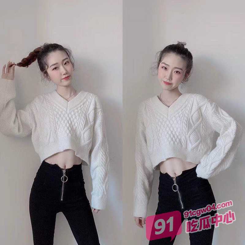 网友投稿 网钓四川大二在读李洋思 性欲旺盛服从性极高 跪在床上肉棒激情插入骚逼! 配图3