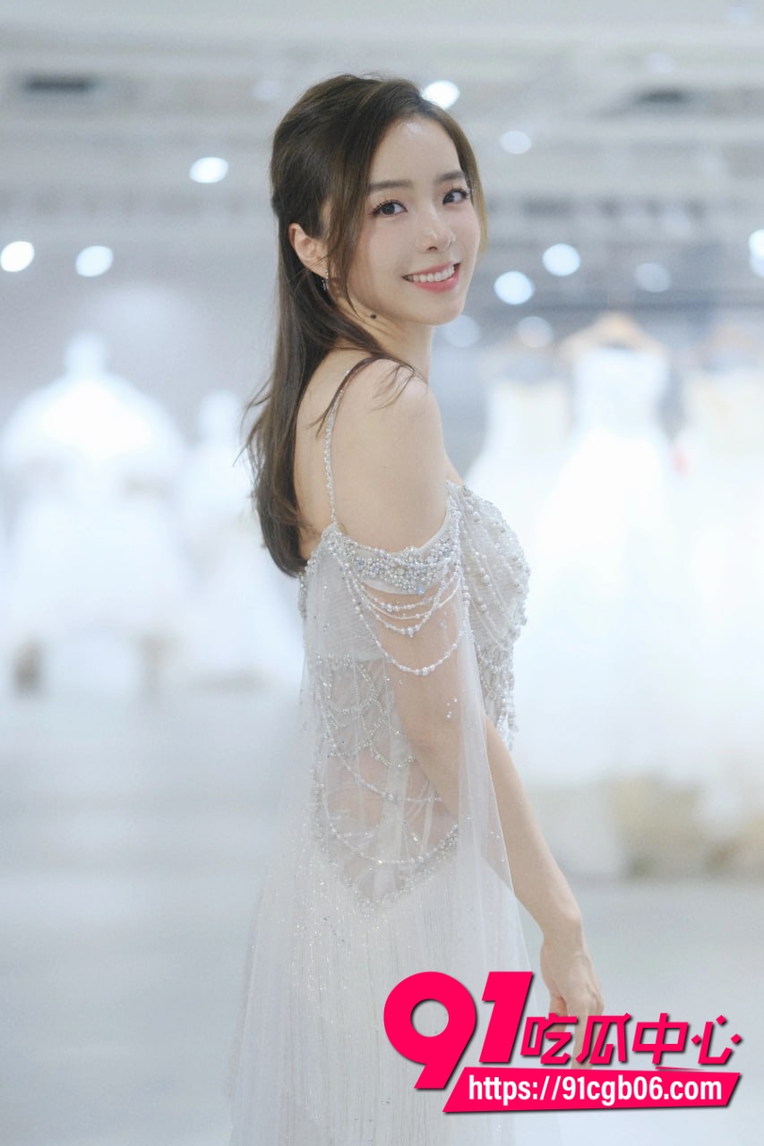 余霜 半透视轻纱礼服 5